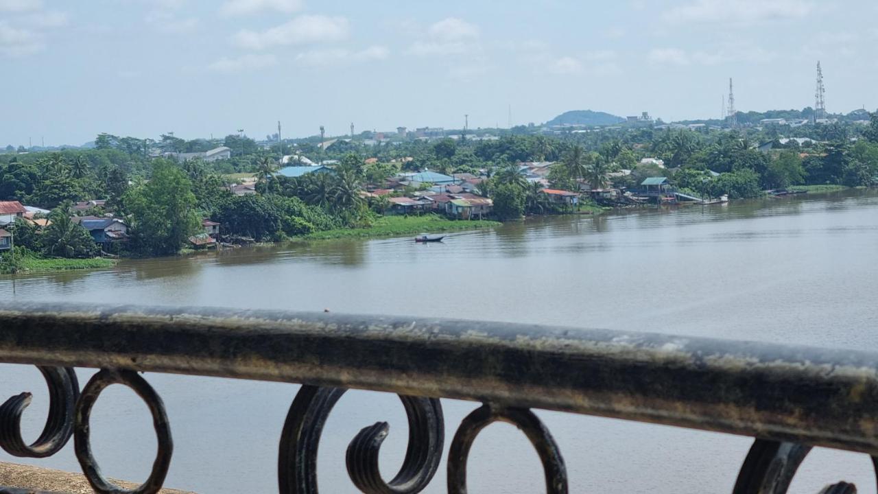 Kenyalang Emerald Riverine Resort Homestay Kuching Exteriér fotografie