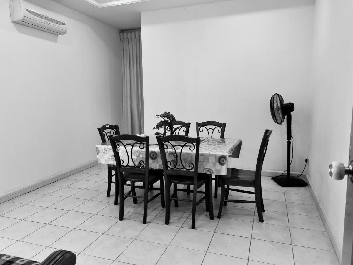 Kenyalang Emerald Riverine Resort Homestay Kuching Exteriér fotografie